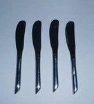 Towle Living Collection 18/0 Set Of 4 Butter Knives. Fixed Price $9.99.