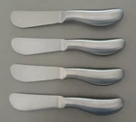4 Individual Butter Spreader Knives Knife Matches Studio William Larch Satin. Fixed Price $16.95.