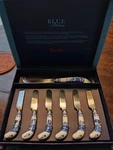 Spode Blue Italian Cheese Knife & Six Spreaders. Fixed Price $30.00.