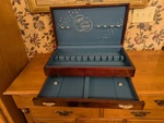 Vintage Twilight Community Oneida Silverware Wood Chest/box-drawer 19X10-1/2X6". Fixed Price $75.00.