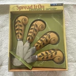 Joie Vivre It On Set Of 4 Decorative Spreader Butter Cheese Knives. Fixed Price $14.00.