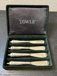 Towle Silversmiths Set Of 4 Cheese Knives Original Box. Fixed Price $29.99.