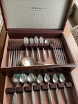 Oneida Community Flight Pattern Silver Plate Flatware W/ Wood Tarnish Free Box. Fixed Price $151.99.