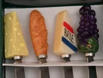 Boston Warehouse 4PC Spreader - Mib Wine & Cheese Theme. Fixed Price $8.95.