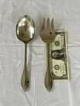 2 X Oneida Cube Mark Kingswood Stainless Steel Serving Spoon + Fork Usa Discont. Fixed Price $18.00.