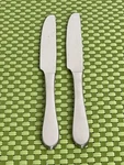 Ginkgo Linden Satin Stainless 2 Dinner Knives Pointed Tips Up China Flatware. Fixed Price $10.95.