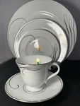 Waterford Fine China Ballet Ribbons No Box , New W/ Tags Store Display 5 Pc Set. Fixed Price $20.99.
