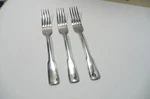 3 Reed & Barton Blake Dinner Forks 8" 18/10 Stainless Silverware Flatware. Fixed Price $24.95.
