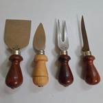 3 Coltellerie Berti Scarperia 1 Parmigiano Reggiano Cheese Knife Set Wood. Fixed Price $24.88.
