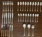 Oneida Saratoga 40 Pc 18/10 Stainless Steel Flatware Set Service For 6++ Ribbed. Fixed Price $89.98.