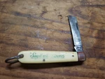 Vintage Camco Usa Advertising Pocket Knife Single Blade. Fixed Price $12.00.