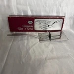 Fuller Lasagna Casserole Slice 'n 172 Vintage Server Fine Cutlery. Fixed Price $21.99.