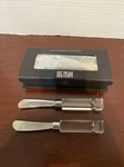 Oleg Cassini Crystal Spreader Knife Glass Handle Wedding Party Cheese Tray. Fixed Price $6.99.