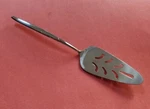 Cosmos Stainless Pie/cake Server Taiwan 10 5/8" Mcm Chevron Notch Handle. Fixed Price $12.75.