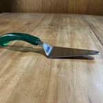 Mepra Pie Cake Server With Green Handle Made In Italy. Fixed Price $18.00.