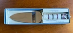 Pfaltzgraff Tandem Hand Decorated Cake Server Stainless New Box. Fixed Price $12.00.
