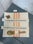 New Nwt Mud Pie Thankful Grateful Blessed Casserole Holder Carrier & Spoon. Fixed Price $22.08.