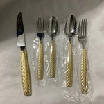 Yamazaki Feather Gold 5 Piece Place Setting Store Display. Fixed Price $79.99.
