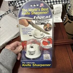 New Edge Of Glory Worlds Best Knife Sharpener With Suction Base Tungsten Carbide. Fixed Price $7.00.