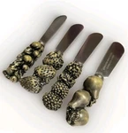 Boston Warehouse Dellarobbia Cheese Spreaders Set Of 4 Pears Berries Fruit. Fixed Price $15.00.