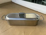 Calderoni Italy 18/10 Stainless Steel Fish Poacher Pan With Lid & Rack. Fixed Price $99.95.