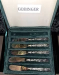 Vintage Godinger Silver-plated Spreader Set Green Velvet Box 5 Of 6. Fixed Price $22.75.