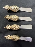 Vtg Set Of 4 Boston Warehouse Pineapple Cheese Butter Spreader Knives Stainless. Fixed Price $6.99.