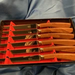 Hoffritz Steak Knives Wood Handle Set 6 Made England Original Box. Fixed Price $23.75.