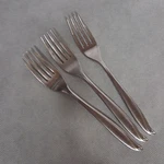 International Silver Tradewinds Jamaica Dinner Forks 3 Stainless Steel 7 1/8". Fixed Price $16.95.