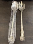 Rogers (FBR14) Set Of 2 Large Solid Serving Salad Fork And Spoon Shell. Fixed Price $24.00.