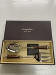 Simplydesignz Modern Metals Spoon Fork Salad Serving Set Servers Dark Amber. Fixed Price $15.99.