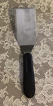 Pampered Chef Large Serving Spatula #2626 11.5 Black Handle Stainless Blade Euc. Fixed Price $21.00.