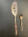 1847 Rogers Bros Silverplate Leilani Cake/pie Server & Demi Spoon Ships Free. Fixed Price $18.00.
