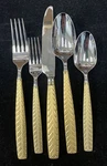 Yamazaki Feather Gold 5 Piece Place Setting Brand New. Fixed Price $79.50.