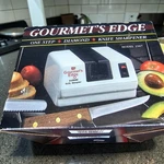 Gourmet's Edge Electric Diamond Knife Sharpener Model 2907 White/black. Fixed Price $70.00.