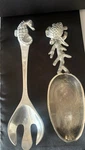 Cast Aluminum Mariposa Sea Horse Salad Server And Mud Pie Turtle Ice Scoop. Fixed Price $24.95.