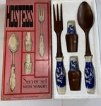 Servers Spoon Fork Shakers Teakwood Blue Porcelain Hakusan Japan Lot. Fixed Price $19.99.