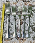 Pottery Barn 18/8 Stainless C2015 Camryn Lot Of Dinner & 4 Salad Forks. Fixed Price $29.99.