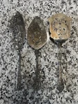 Godinger Art Co. Ltd. Silverplate Serving Set Knife, Spatula, Server. Fixed Price $27.99.