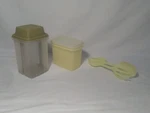 Vtg Tupperware Pick-a-deli Pickle Keeper 1330-2 Storage 1243-4 Salad Tongs. Fixed Price $11.87.