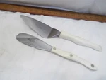 Cutco Serrated Spatula & Pie Cake Server White Pearl Handle 1754 Jc 1768 Jd. Fixed Price $149.99.