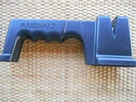 Farberware Knife Sharpener Kitchen Sharpening Non-slip Rugged Grip. Fixed Price $11.95.