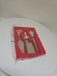 Vtg 1998 Wallace Silversmith's Plated 3-PC. Holiday Cheese Cutter Set D31. Fixed Price $14.00.