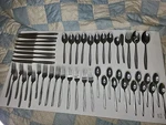 Oneida Camlynn Stainless 50 Piece Flatware 7 Place Setting Fork Knife Spoon. Fixed Price $98.90.