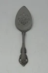 Oneida Brahms Servall Pie Server 9 5/8" Quality Stainless. Fixed Price $19.99.