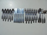 32 Pcs Oneida Community Paul Revere Stainless Flatware Knives Forks Spoons. Fixed Price $74.99.